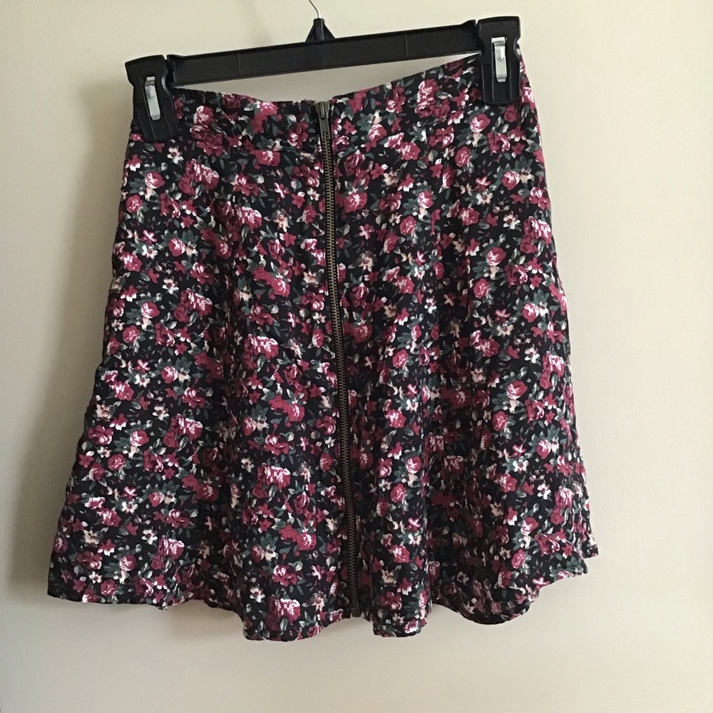 UO Pins & Needles zipper floral skirt